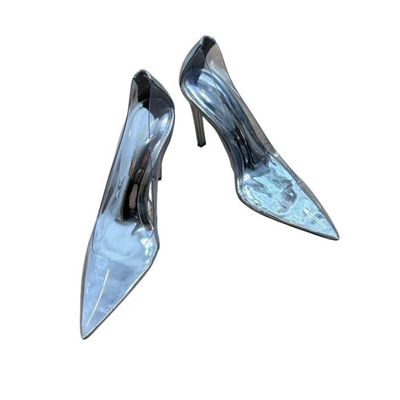 Good American Cinder-F*cking-Rella Clear Pumps | Size 7 - Picture 11 of 13